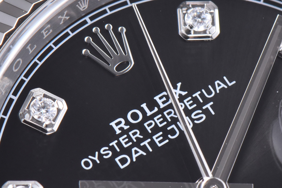Datejust 36 126234 Bright Black Dial with D1am0nd Marker in Steel in Jubilee Bracelet