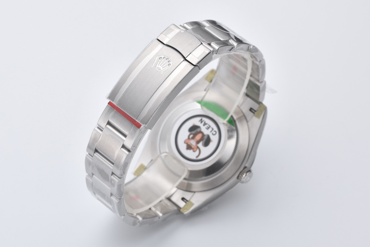 Oyster Perpetual 41mm Silver Dial 124300